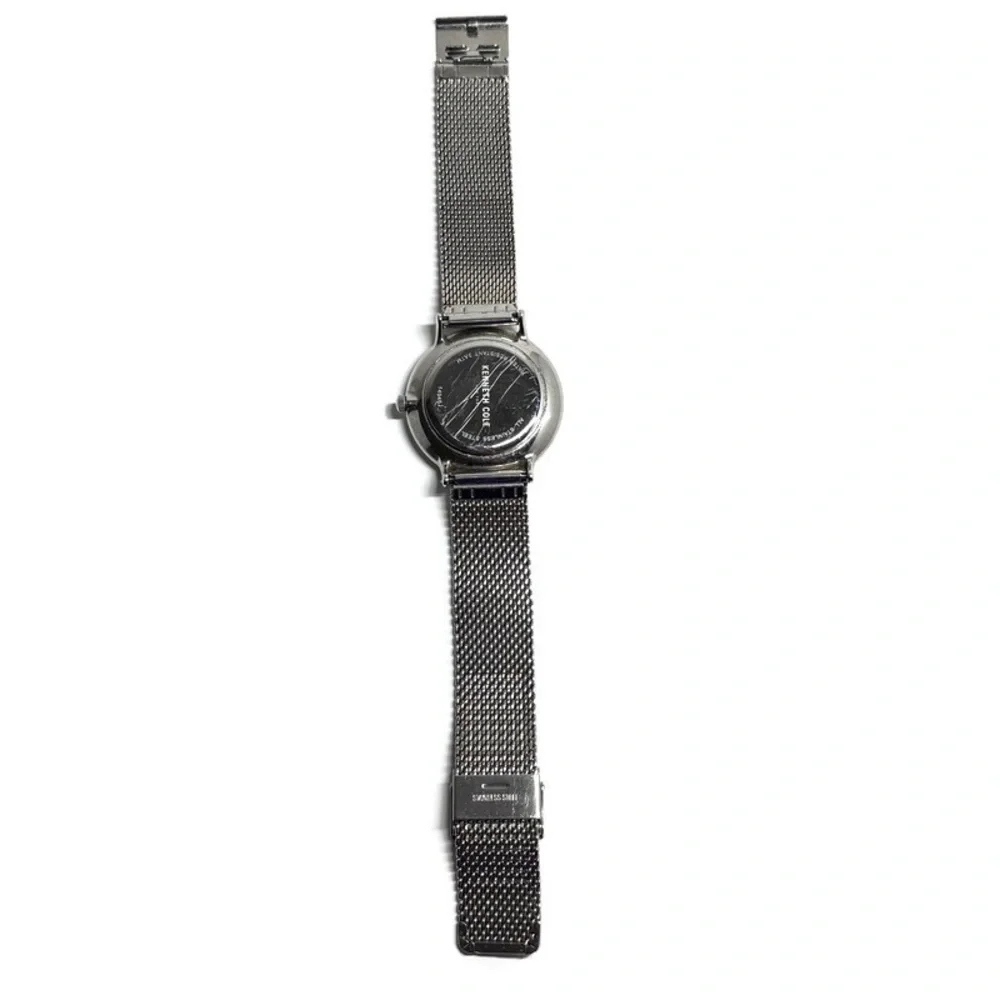 Kenneth Cole kenneth cole